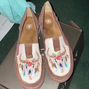 Brand new Ariat size 7 steer head loafers.